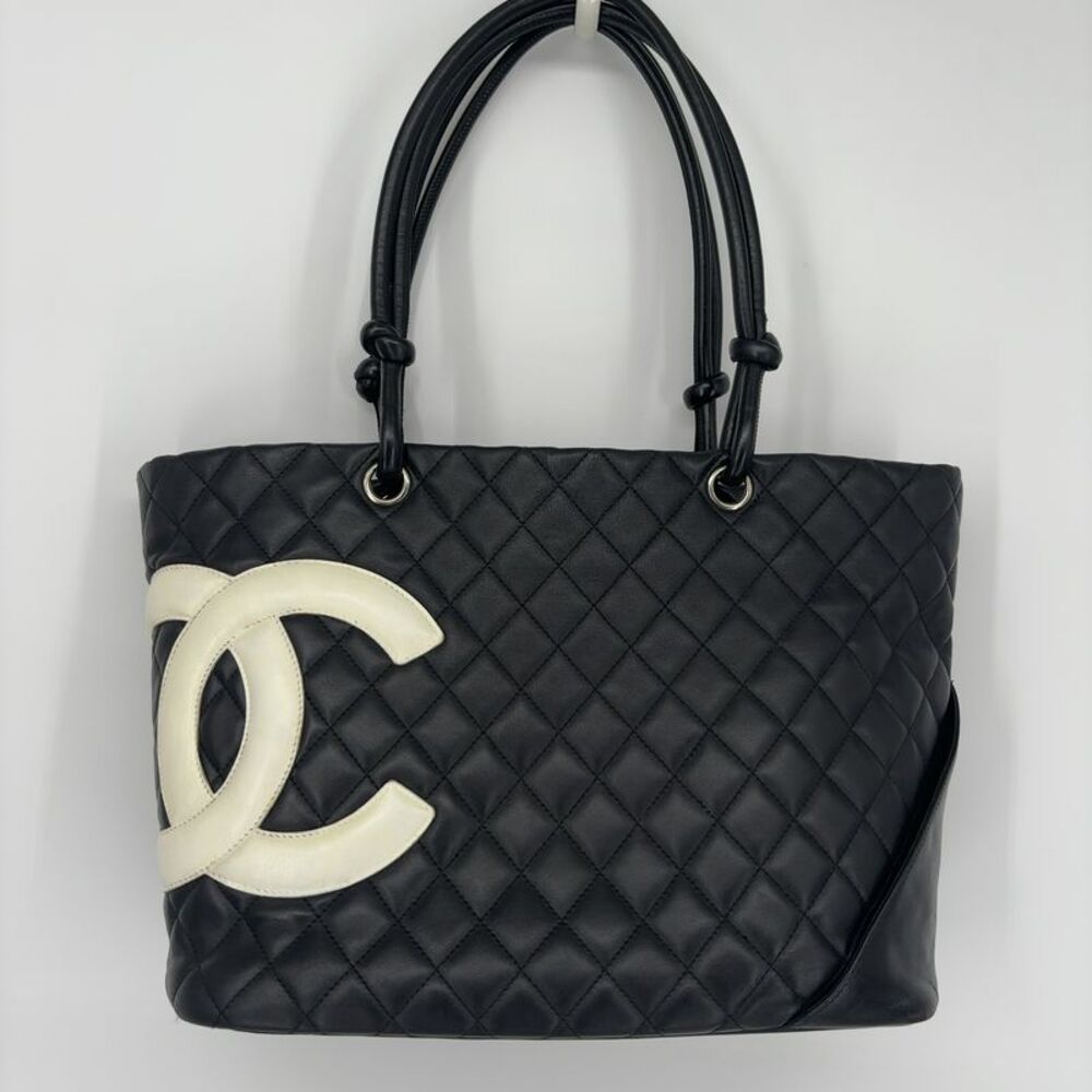 CHANEL Black Quilted Lambskin Bag